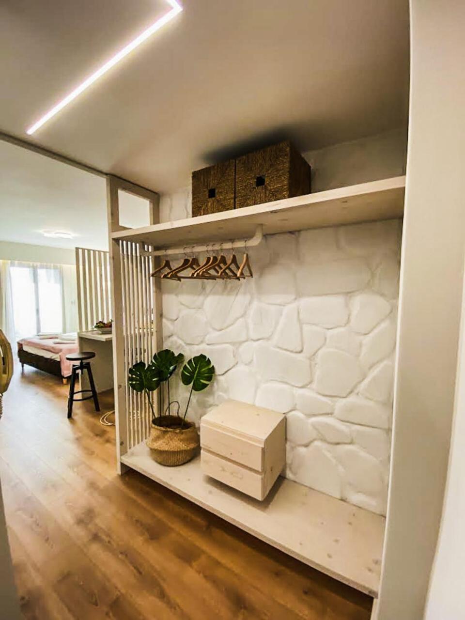 Apartment Apellou *